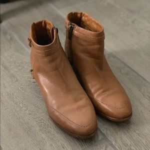 Light brown booties